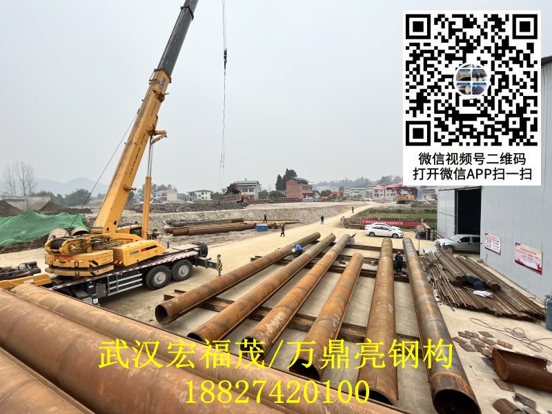 33米820鎖扣鋼管樁現(xiàn)場(chǎng)對(duì)接 (2).jpg
